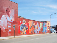 Murals, New London